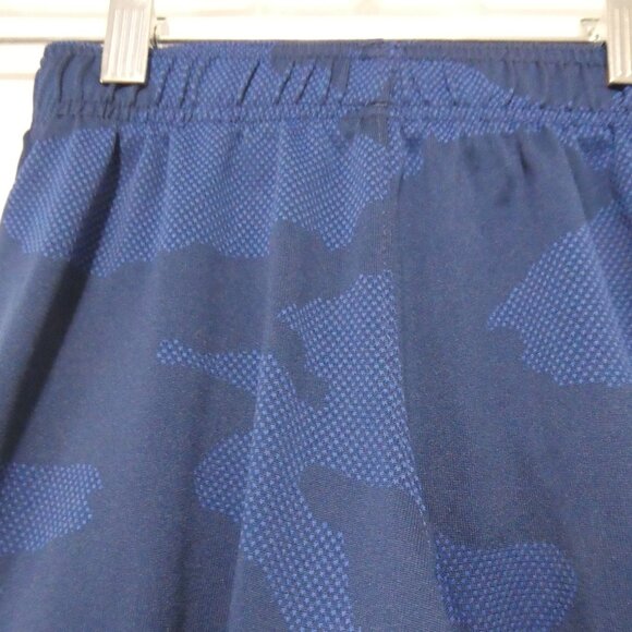 UNDER ARMOUR -Loose | youth xs - extra small | Blue Camo Exercise Shorts - Picture 10 of 14